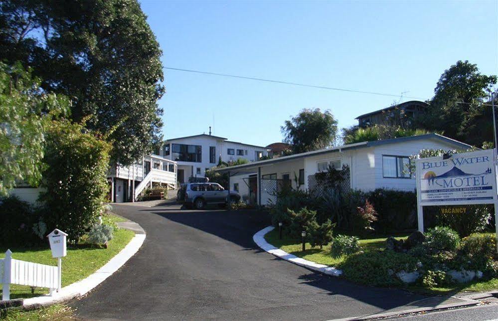 Blue Water Motel Tairua Exterior photo